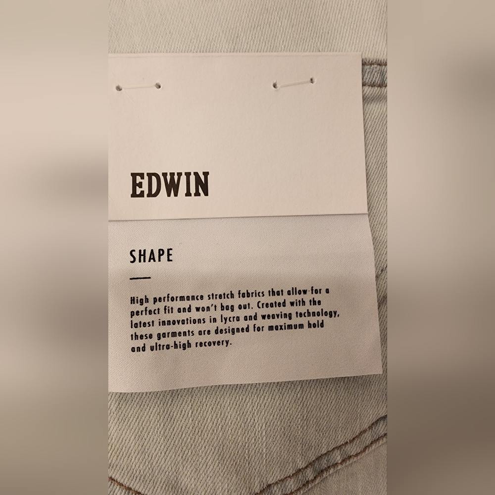 EDWIN Bree Crop Slim Straight In Outcast Blue Size 26 - Picture 11 of 13